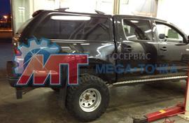 Установка лифт комплекта на Toyota Hilux