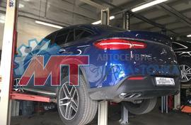Замена тормозных дисков и пыльника шруса Mercedes GLE