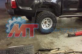 Установка лифт комплекта на Toyota Hilux