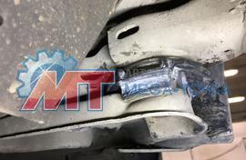 Ремонт подвески и замена сайлентблоков подрамника Mercedes ML W164